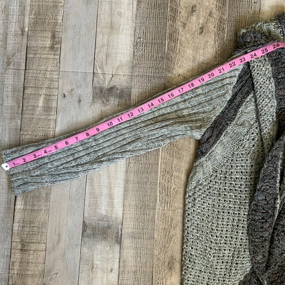 Cabi Crochet Knit Mixed Stitch Grey Brown Cardigan Shawl Cotton Sweater SZ S - Picture 14 of 14